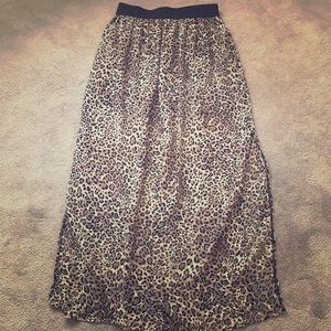 Nine Bird leopard print slitted skirt